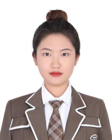 高嘉婧 照片